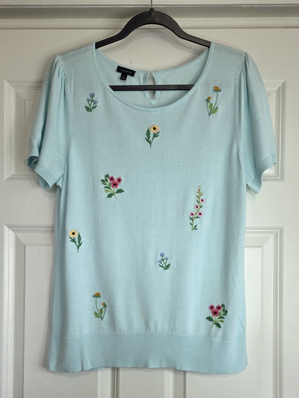 Talbots Light Blue Floral Embroidered Short Sleeve Cotton Blend Sweater - Size L